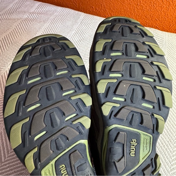 Men's Ahnu Hiking Low Top Waterproof Shoes, Size 10.5 - Picture 10 of 10